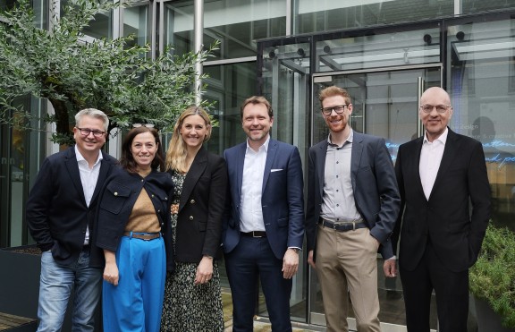 Messe München and CIRCULAZE to launch the cross-industry B2B sustainability network “bgreen leaders”